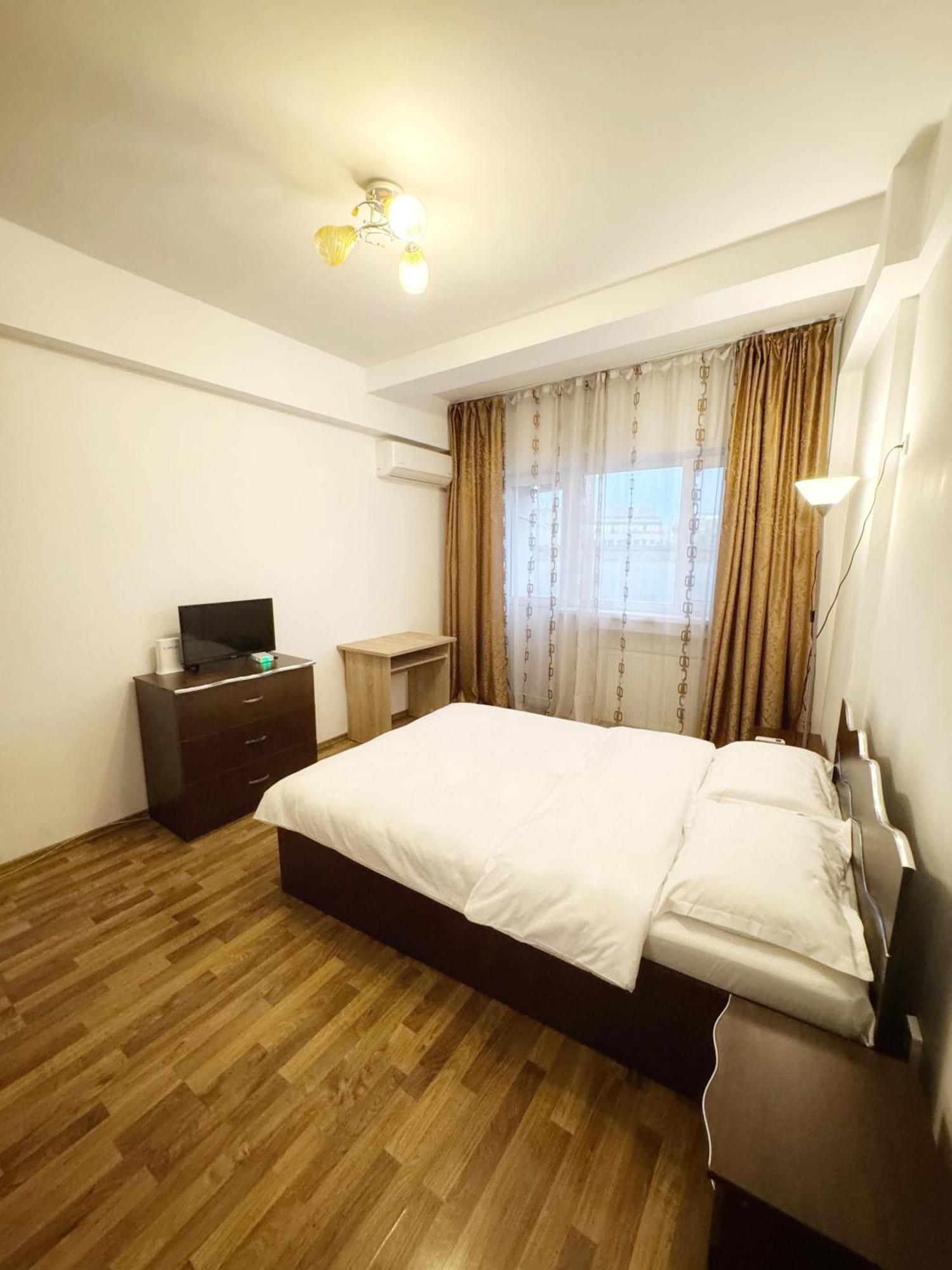 Warm Place In Old Town Букурещ Екстериор снимка